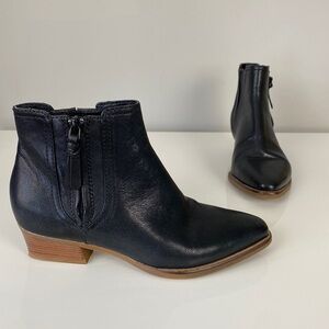 Cole Haan Hadlyn Black Leather Ankle Bootie Size 6